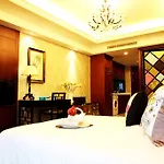 Lentino Shanghai International Serviced Apartment