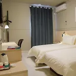 Jinjiang Inn Shanghai Hongqiao Hinge Qixin Road
