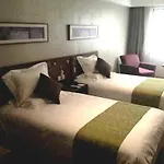 Yitel Airport Hotel