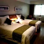 Yitel Airport Hotel