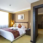 Days Hotel Shanghai Hongkou Forture