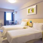 Jinjiang Inn - Shanghai Everbright Convention & Exhibition Center