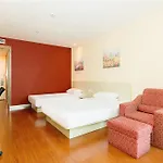 Hanting Hotel Shanghai East Nanjing Road Pedestrian Street