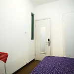 Unests International Youth Apartments
