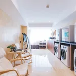Atour Hotel Longyang Road
