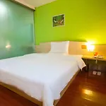7Days Inn Shanghai Pudong New International Expo Centre