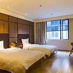 Ji Hotel Shanghai Jiangqiao Wanda Plaza