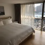 魔星酒店管理有限公司
