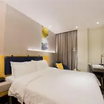 Home Inn Business Trip Gold Shanghai North Bund Dalian Road Metro Station