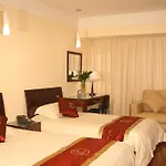 Dingtian Ruili Service Apartment Hotel
