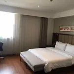 Yitel Hotel