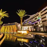 Shanghai Haichang Ocean Park Resort Hotel