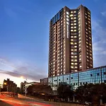 Expo Century Park Suites