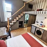 U Hotels Xintiandi