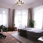Wonderland French Concession Rong\'S Home