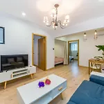 Henry\'S Apartment - South Maoming Road