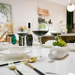 Lazy Apartment - Xujiahui Road