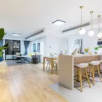 Lazy Apartment - Xujiahui Road
