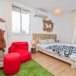 Warm Island Xujiahui 4 Bedroom