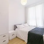 N2Haus People Squre 3 Bedrooms