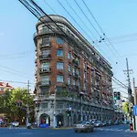 Le Mansion Apartment