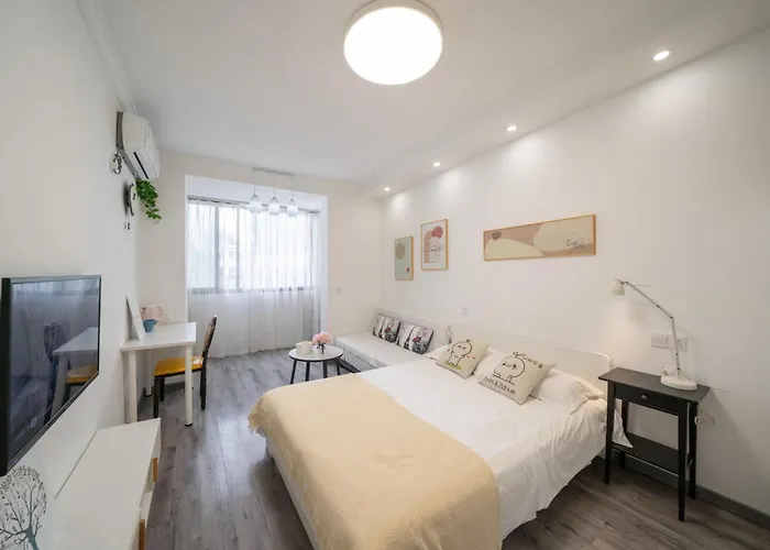 Jingyi Apartment