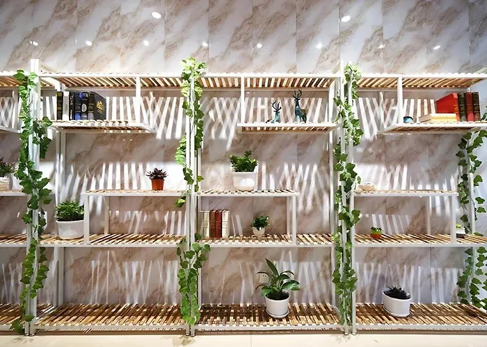 Shell Shanghai Baoshan District Songbin Road Subway Station Hotel
