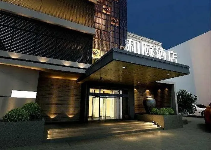 Yitel Airport Hotel