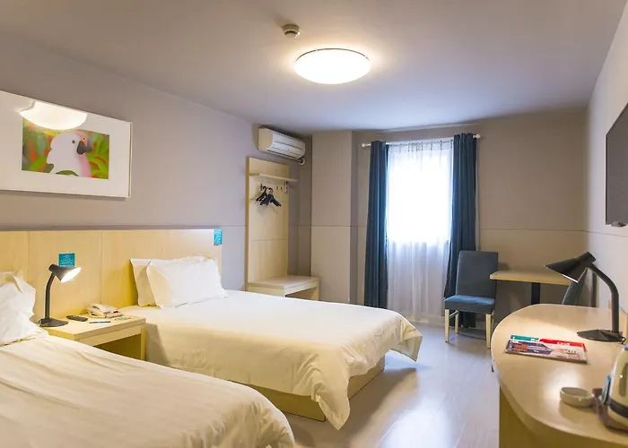 Jingjiang Inn Baoshan Shengqiao