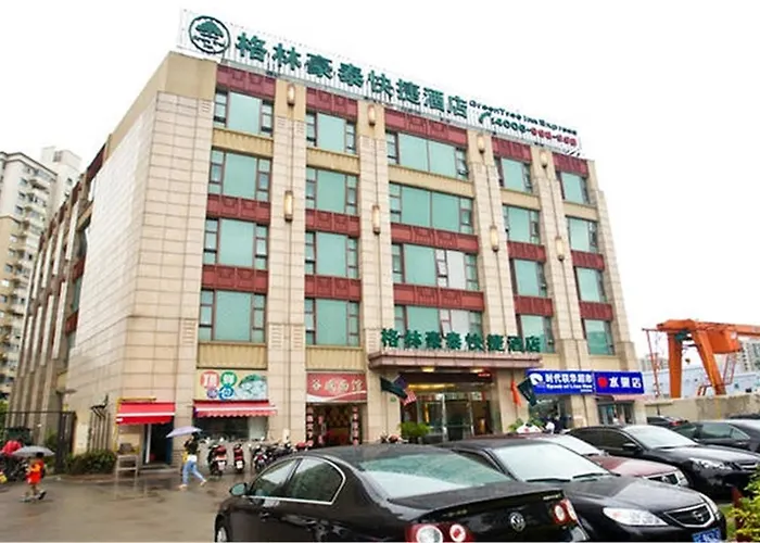 Greentree Inn Shanghai Expo Site South Yanggao Road Subway Station Express Hotel