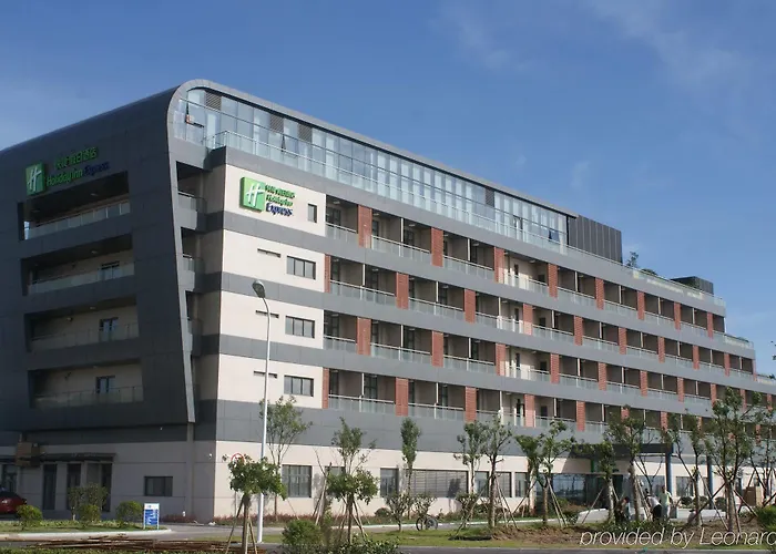 Holiday Inn Express Shanghai Nanhuizui