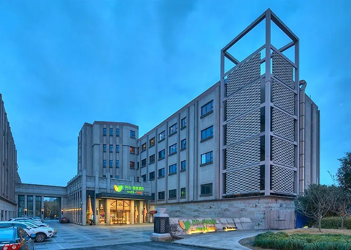 Shanghai New Century Manju Hotel Luoshan @Sniec