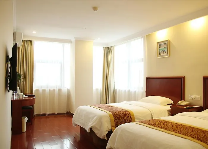 Greentree Inn Shanghai Chedun Film Park Songmin Road Express Hotel