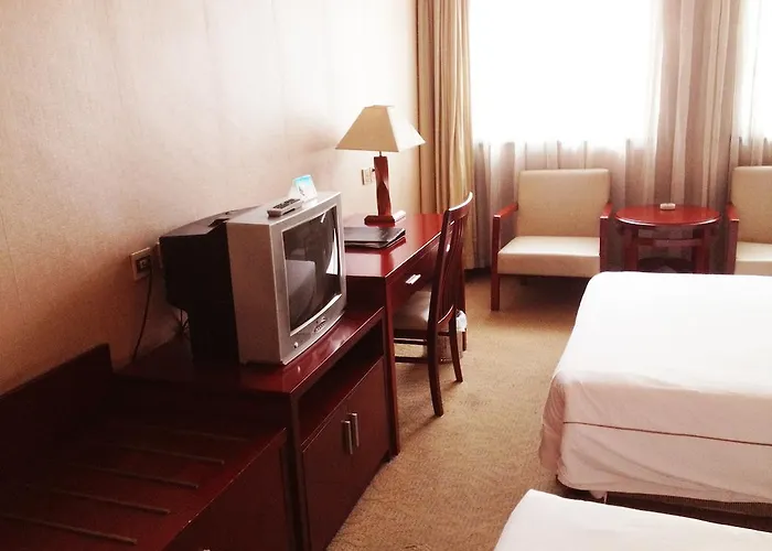 Piaoying Bund Hotel