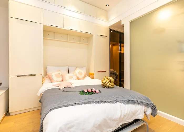 Warm House Apartment