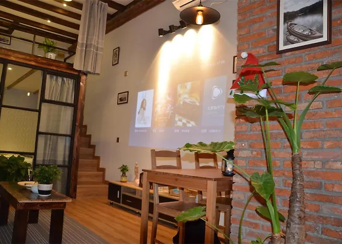 Shikumen Apartment