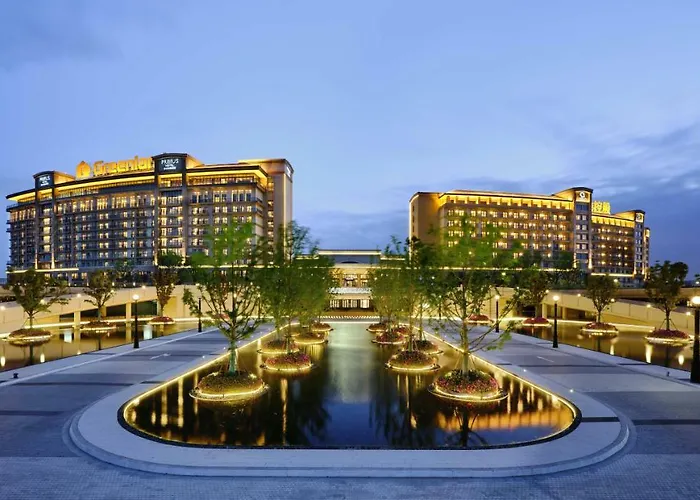 Primus Hotel Shanghai Sanjiagang - Offer Pudong International Airport And Disney Shuttle