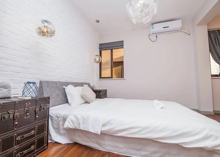 Starhome Xujiahui Branch