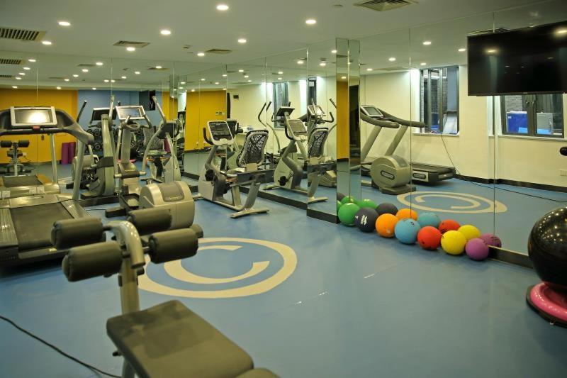 Hotel Jinglai Bushe Bund Nanjing West Road 4*