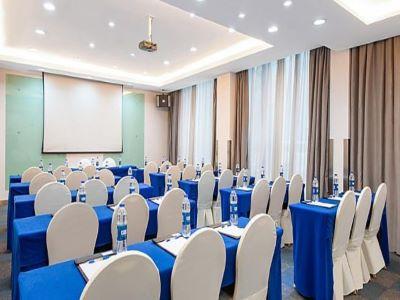 Holiday Express Putuo By Ihg 3*