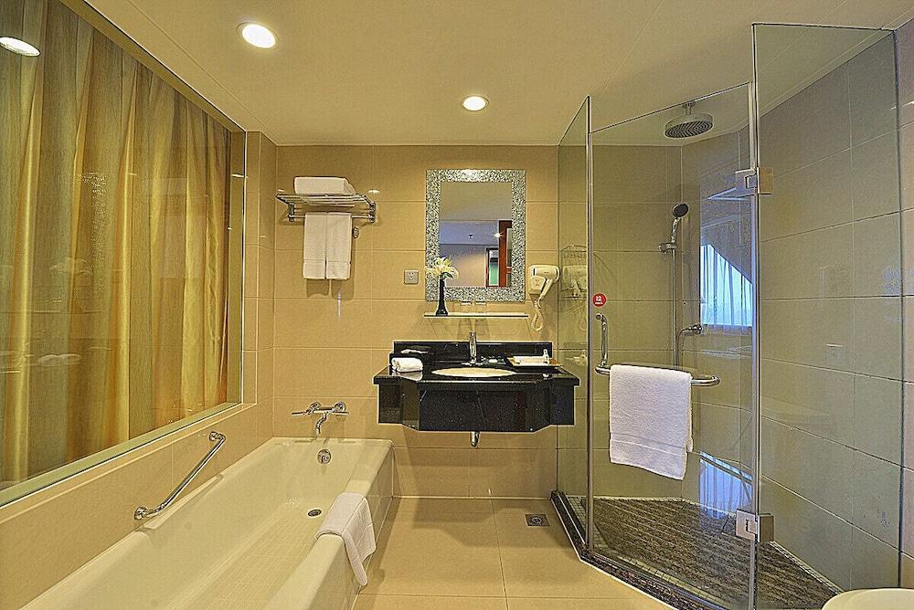 Luxemon Pudong 4* Shanghai