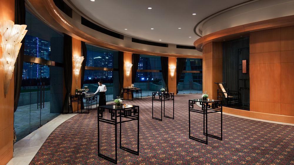 Jw Marriott At Tomorrow Square 5*
