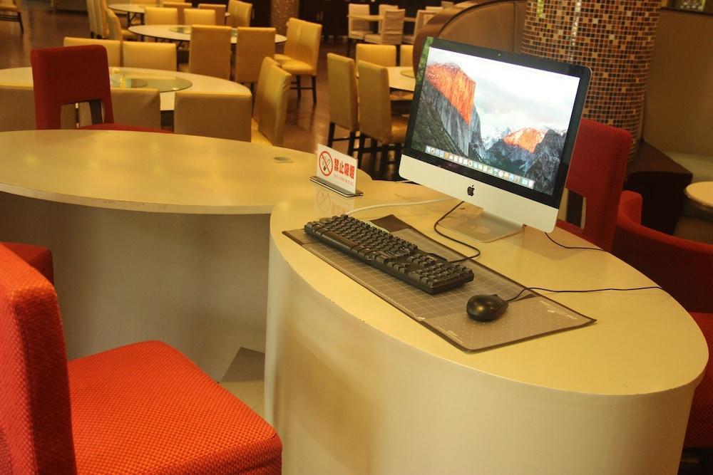 Holiday Express Putuo By Ihg