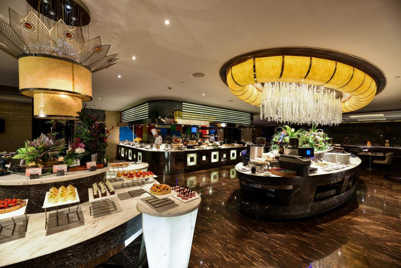 Equatorial Hotel Shanghai