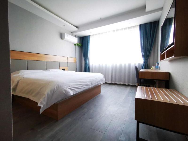Greentree Songjiang University City New Songjiang Road Express Hotel Shanghai