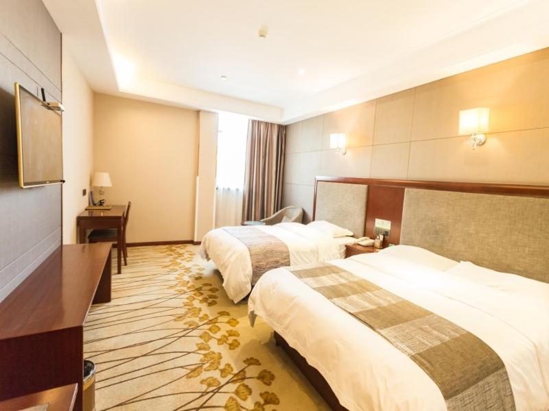 Greentree Alliance Disneyland North Gate Shanghai