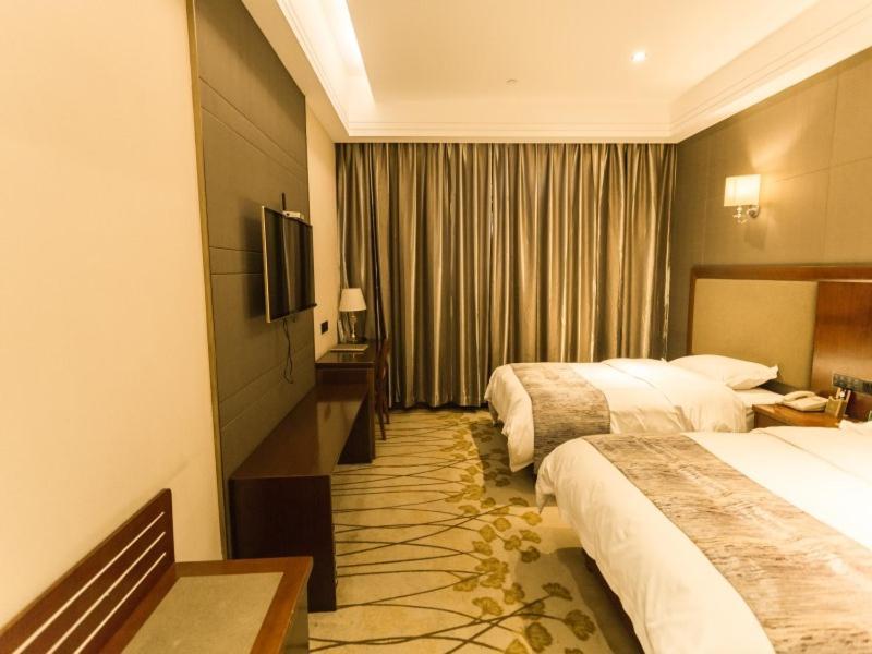 Greentree Alliance Disneyland North Gate 3* Shanghai