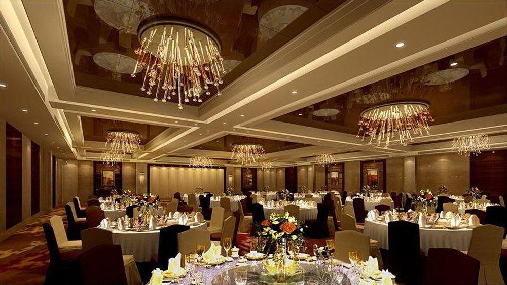 Xujiahui Park 4*