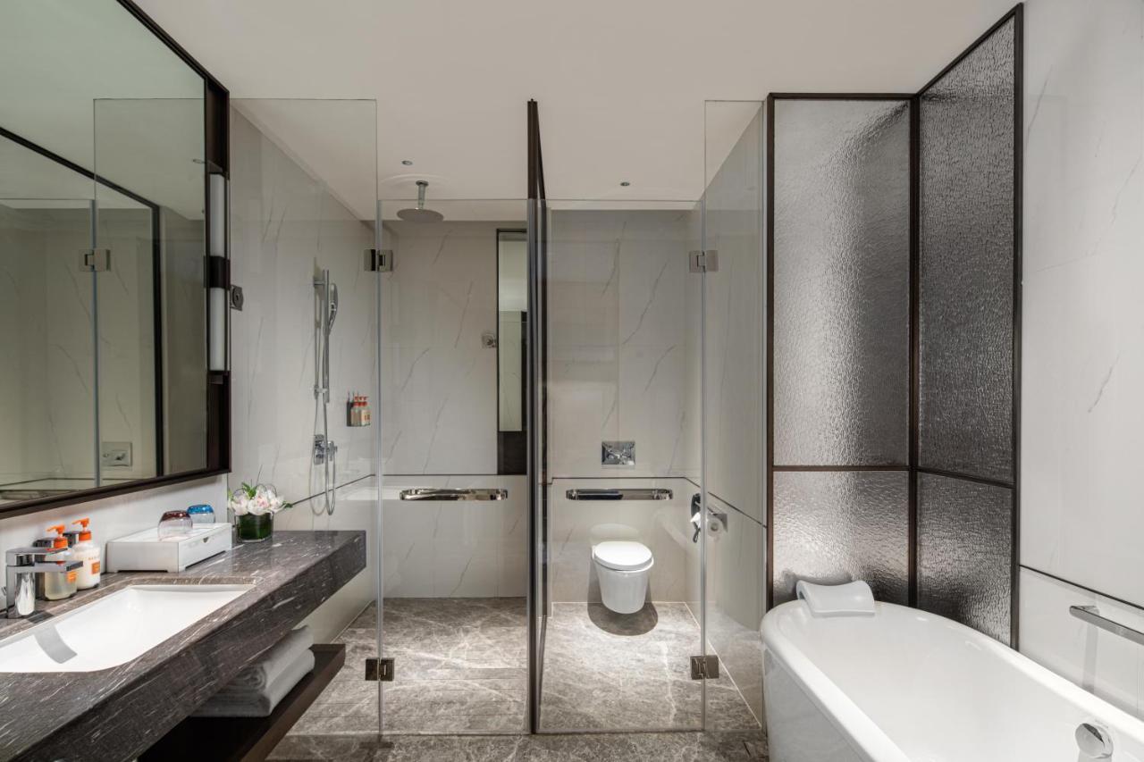 Crowne Plaza Hongqiao By Ihg Hotel 5*