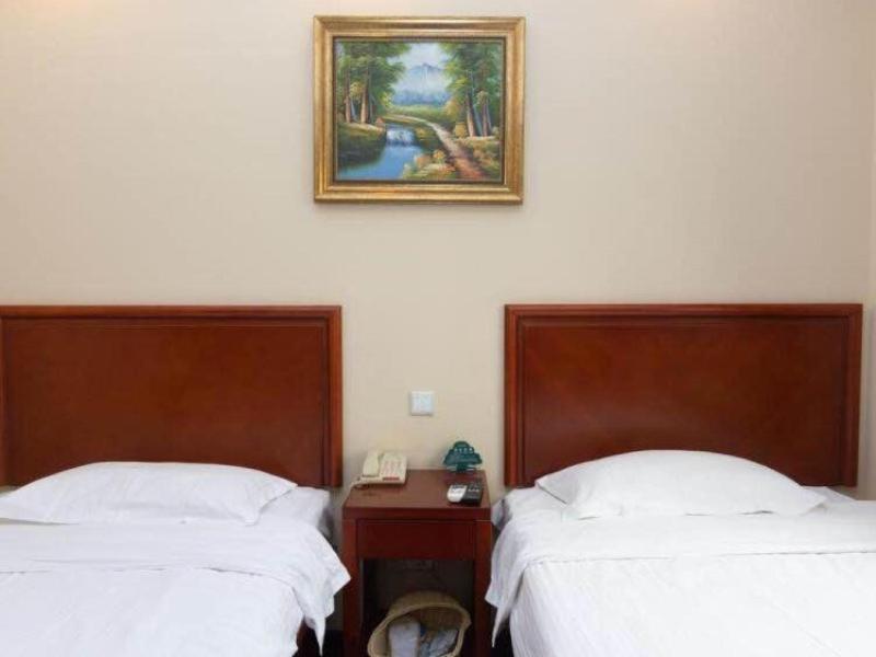 Greentree Inn Shanghai Jiangwan Town Express Hotel 3* Shanghai